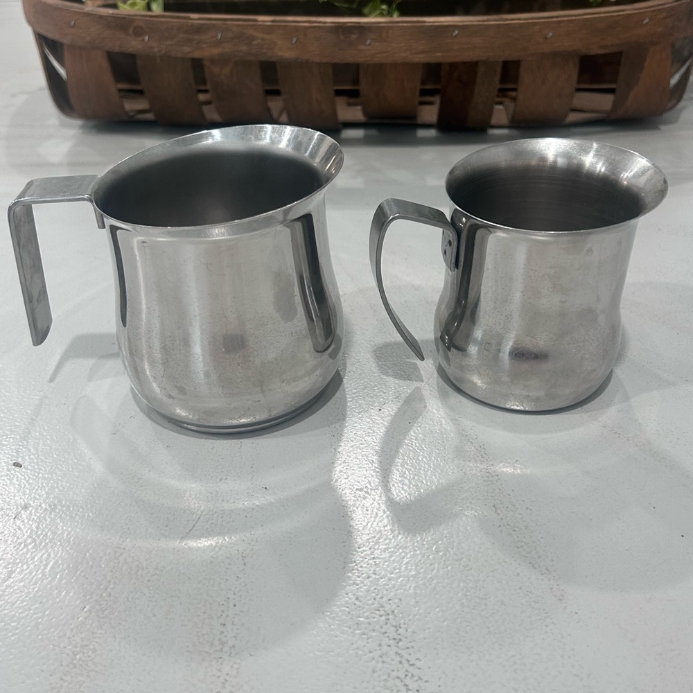 Stainless Steel Milk Pitcher - Silver (2)